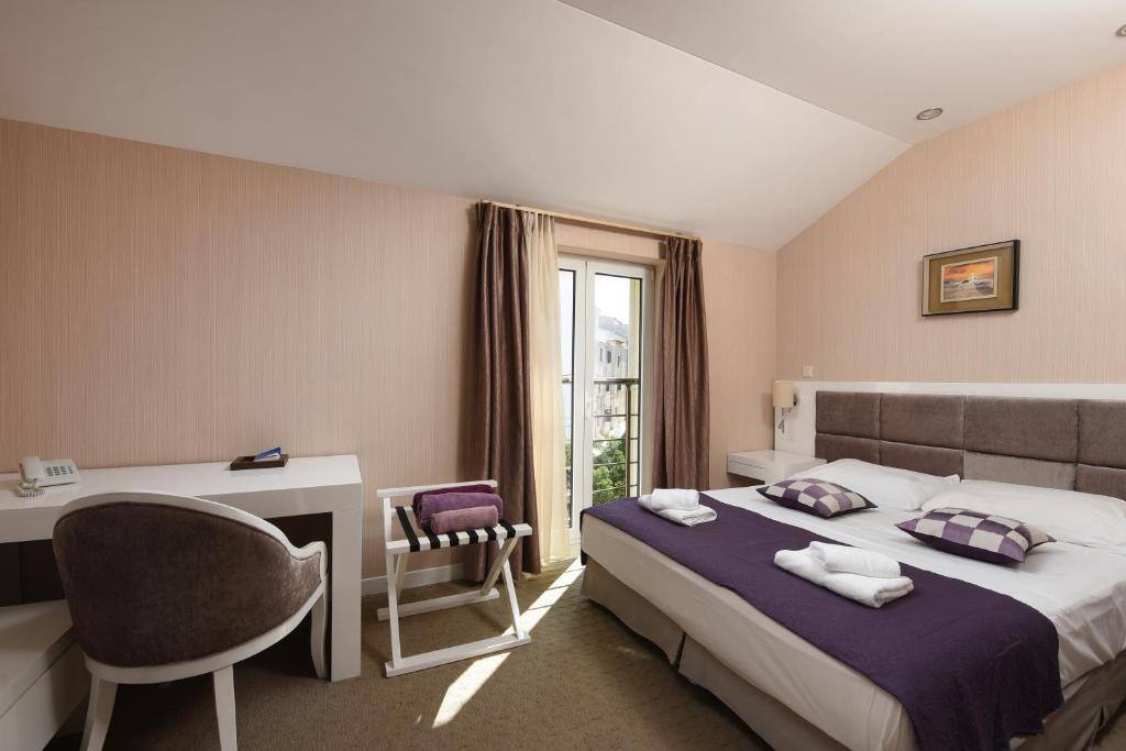 Room at Family Hotel Zanè in Pag 1
